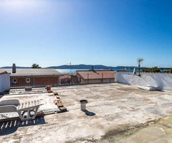 House with yard for sale in Brodarica near Šibenik in Croatia