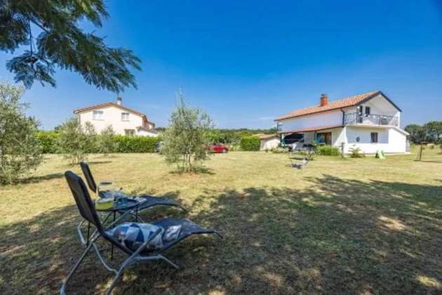 Marčana, Loborika, casa di qualità su un ampio terreno