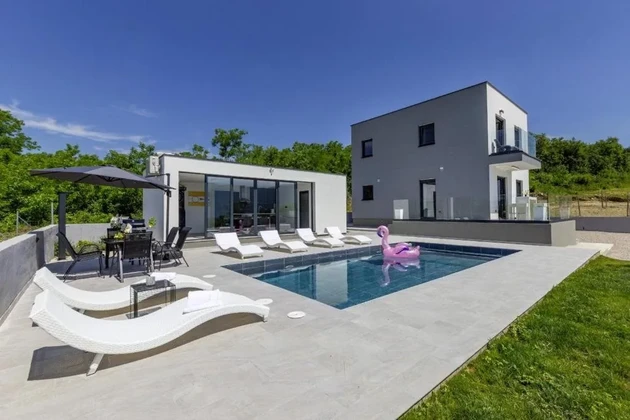 Schönes neues modernes Haus, Istrien, Kršan