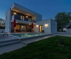 Istria, Ližnjan, Villa moderna con piscina y vistas panorámicas