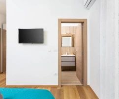 Moderný prízemný dom s bazénom na predaj v Pule v Chorvátsku