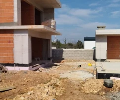 Villa with pool under construction, combination possibilities