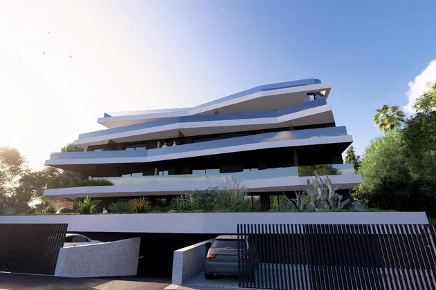 Primošten, neue Wohnung 98,9 m², städtisches Gebäude mit Garage und Meerblick