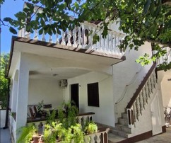 Doppelhaushälfte in Ninske Vodice zu verkaufen in Kroatien