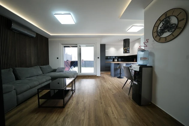 Zwei luxuriöse Wohnungen mit Garten und Spa in Zadar zu verkaufen in Kroatien