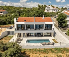 Luksusowa willa w pierwszym rzędzie przy morzu - Posedarje, Zadar
