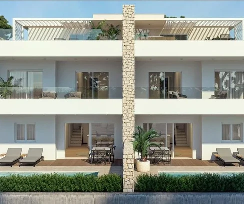 MODERNÍ NOVÁ VILA JEN 1 KM OD PÍSEČNÝCH PLÁŽÍ, UMAG, ISTRIE