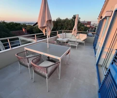 Önálló ház medencével eladó Pašman szigetén Horvátországban