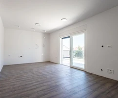 Vodice, Nowa budowa N2 - S6, nowoczesne mieszkanie na drugim piętrze z tarasem na dachu, 121,38 m²