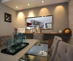 Casa con piscina in una posizione attraente