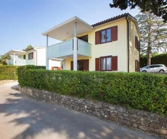 Novigrad, Istrien – Haus nahe am Strand