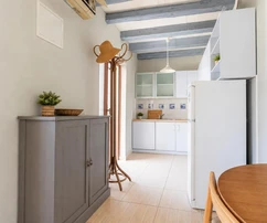 Podgora, casa multifamiliar con hermosa vista, primera línea al mar