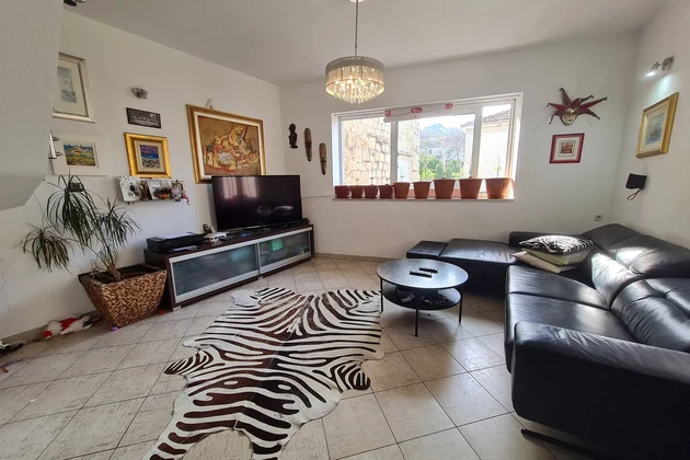 Steinhaus in Trogir in Meeresnähe zu verkaufen in Kroatien