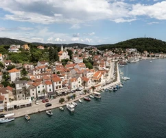Ristorante appartamento fronte mare Casa a Rogoznica
