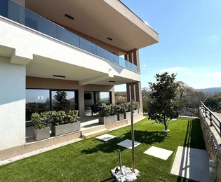 NOUVELLE MAISON INDIVIDUELLE AVEC PISCINE ET VUE MER DÉGAGÉE !