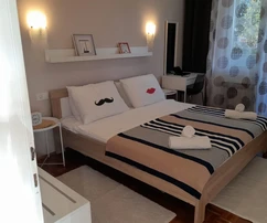 Single-story home with a pool for sale in Medulin in Croatia