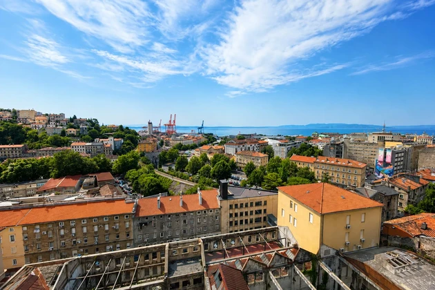 Rijeka, Belvedere, geräumige Vierzimmerwohnung mit einer Fläche von 108,38 m² neben dem Hosta-Park