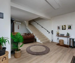 Viskovo, Marcelji, prostorný rodinný dům se dvěma byty, 300 m², na velkém pozemku o rozloze 1 137 m²