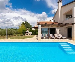 Istria, Višnjan: Willa z panoramicznym widokiem i basenem