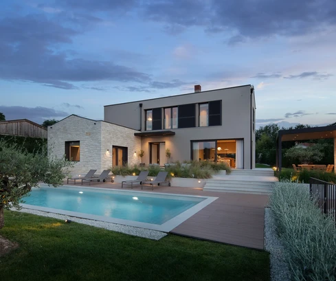 Istria, near Poreč: Luxury villa with sea view