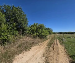 Terrain constructible dans le quartier calme de Suhovara, Poličnik