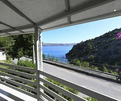 Продается вилла на берегу моря в Карлобаге, Хорватия
