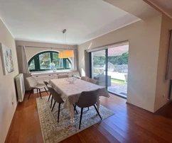 NUOVA VILLA MEDITERRANEA CON PISCINA E GIARDINO, IN POSIZIONE TRANQUILLA!