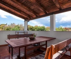 Okouzlující dům s bazénem a výhledem na moře. Istrie, Medulin