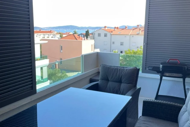 Zadar, Borik, appartement moderne de trois pièces avec vue sur la mer