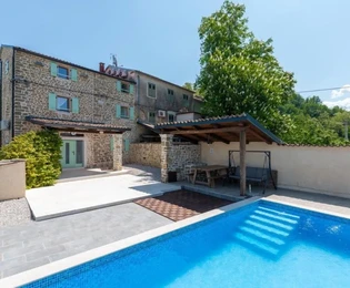 Motovun - Authentisches steinhaus mit pool zu verkaufen