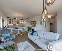 Istrie, Poreč, třípokojový byt s panoramatickým výhledem na moře