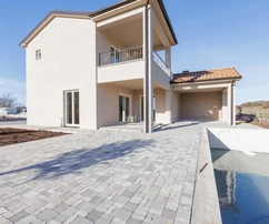 Istrie, Žminj, maison avec piscine et vue sur le vignoble dans un complexe privé, construction neuve