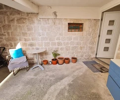 Kamenný dům v Trogiru k prodeji, jen pár kroků od moře v Chorvatsku