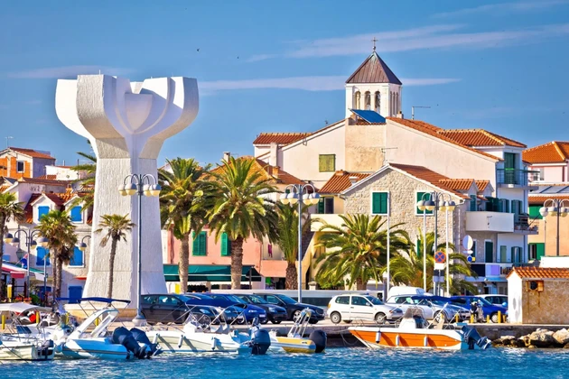 Vodice, NOVOSTAVBA, luxusný radový dom 213 m² s bazénom