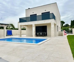 Discover Elegance and Seaside Serenity in Savudrija, Istria