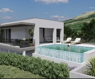 Podstrana, maison individuelle de 170 m2 avec jardin et piscine de 18,44 m2