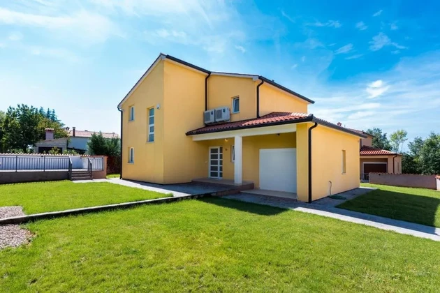 Nueva casa hermosa con piscina, Istria, Labin