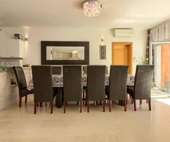 Spaziosa casa con piscina in vendita a Medolino in Croazia