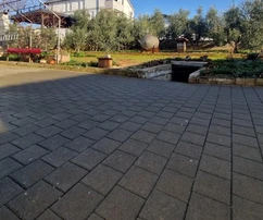 Vir, casa con due appartamenti separati e un ampio giardino - 150 m dal mare