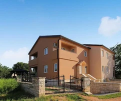 Istrie, Umag, prostorný prázdninový dům s bazénem a wellness vybavením<p></p>