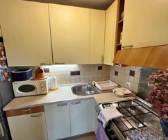 APPARTAMENTO CON GIARDINO, IN ZONA TRANQUILLA, A 500 M DALLA SPIAGGIA!