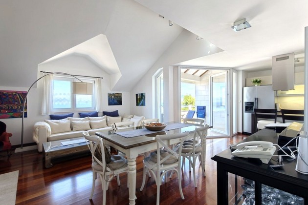 Apartamento amueblado en Brac con vistas panorámicas al mar
