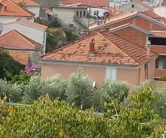 Trogir, terreno edificabile di 973 m2, a 900 m dal centro