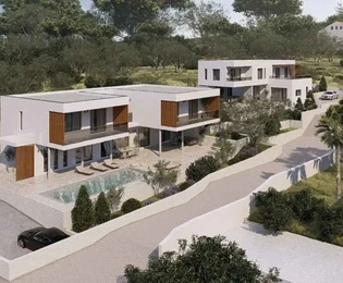 Marina, Vinišće, terreno edificabile di 632 m2, con permesso di costruire per villa