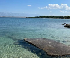 Bliźniak na sprzedaż z widokiem na morze na wyspie Vir w Chorwacji