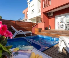 Umag, Istria – Apartamento moderno de dos plantas con piscina