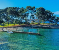 Istrie, Umag – Stavební pozemek blízko moře s výhledem na moře