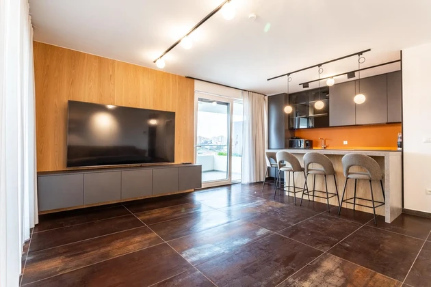 Split, Einzimmerwohnung mit großzügiger Terrasse