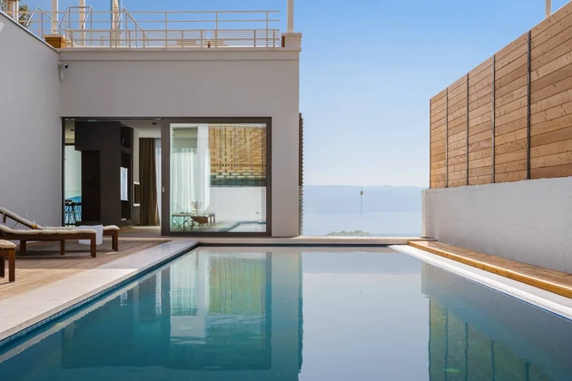 Villa di lusso in vendita con vista panoramica su Omiš in Croazia