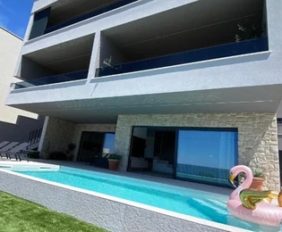Villa con vista panoramica in vendita a Makarska in Croazia